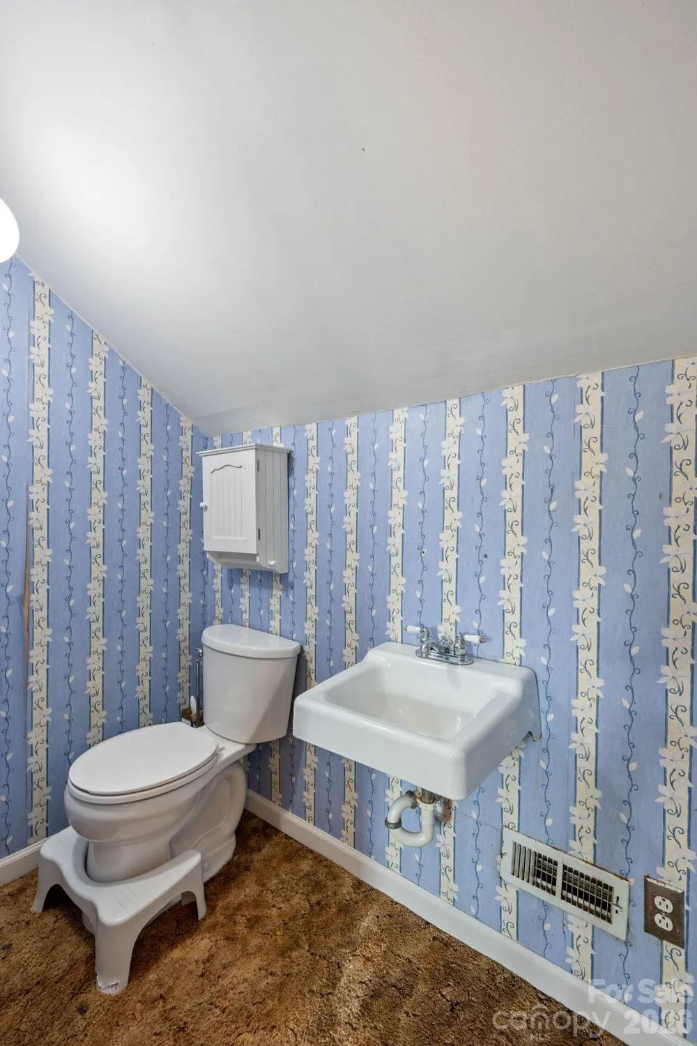 232 Maple Street Rutherfordton, NC 28139