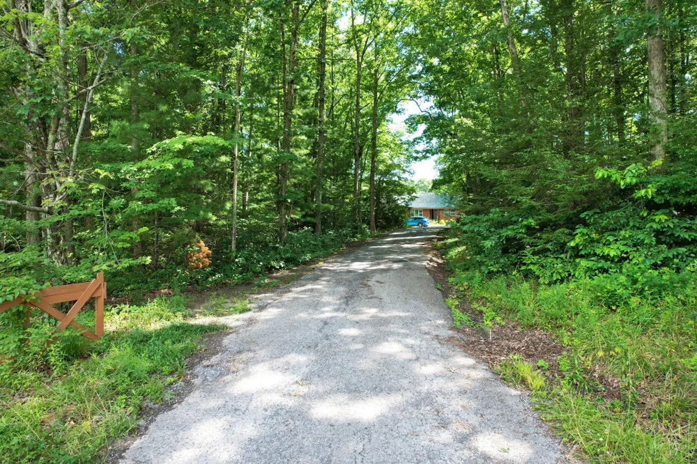 47 Stephens Lane Signal Mountain, TN 37377