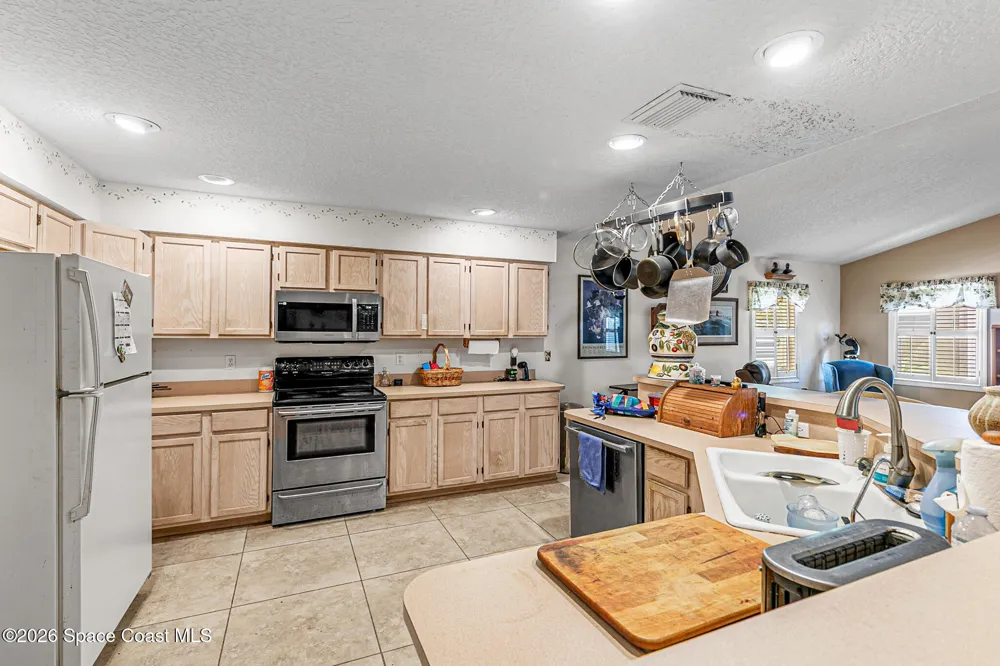 275 Cardinal Drive Melbourne Beach, FL 32951