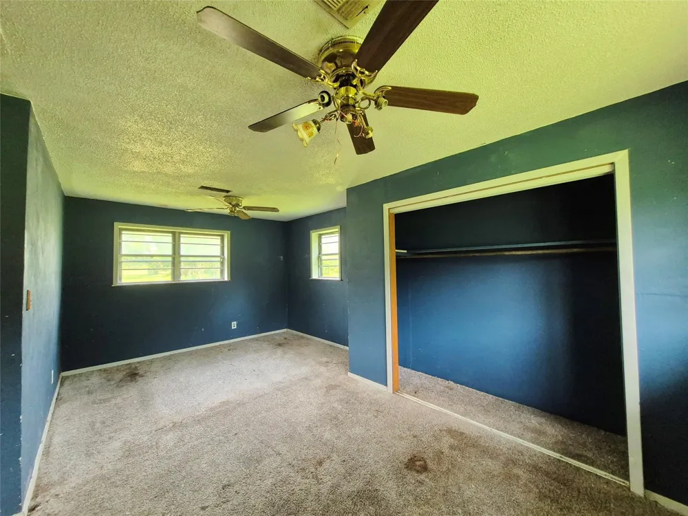4108 County Road 784 Buna, TX 77612