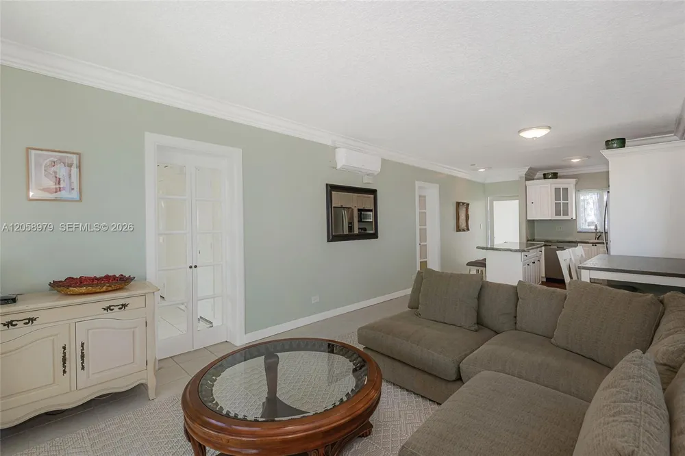1041 Hillsboro Mile #2 Hillsboro Beach, FL 33062