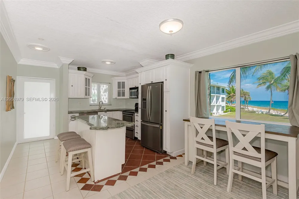 1041 Hillsboro Mile #2 Hillsboro Beach, FL 33062