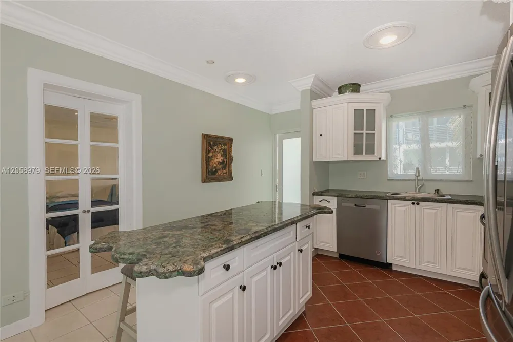 1041 Hillsboro Mile #2 Hillsboro Beach, FL 33062