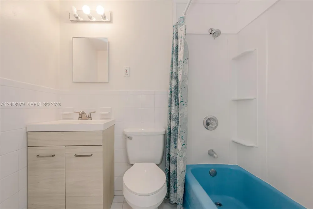 1041 Hillsboro Mile #2 Hillsboro Beach, FL 33062