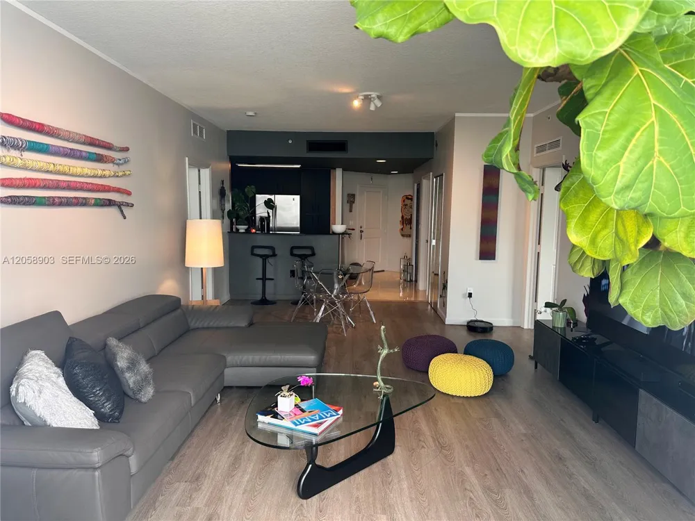 7900 Harbor Island Dr #1219 North Bay Village, FL 33141