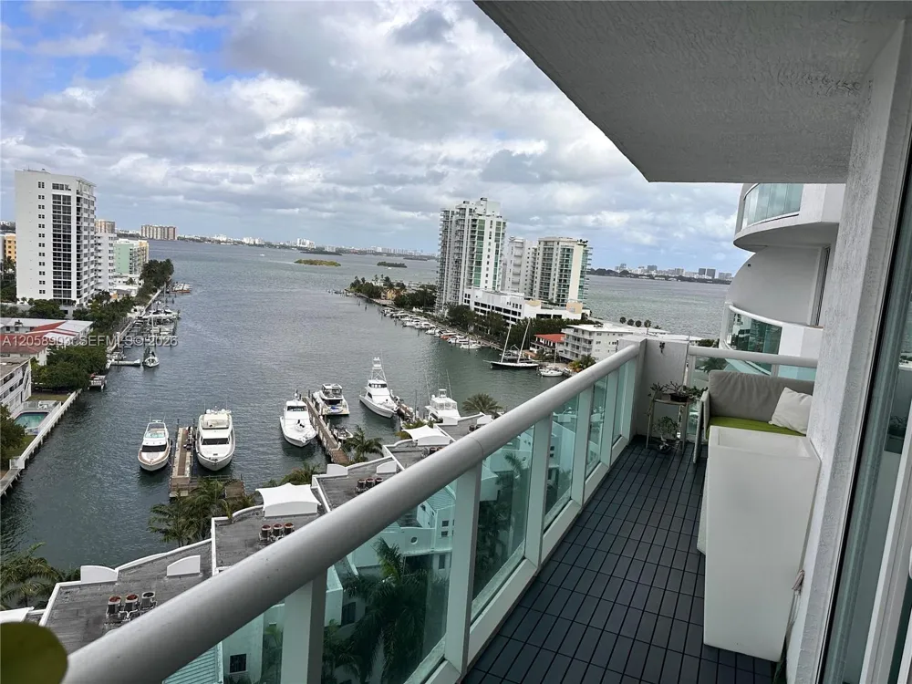 7900 Harbor Island Dr #1219 North Bay Village, FL 33141