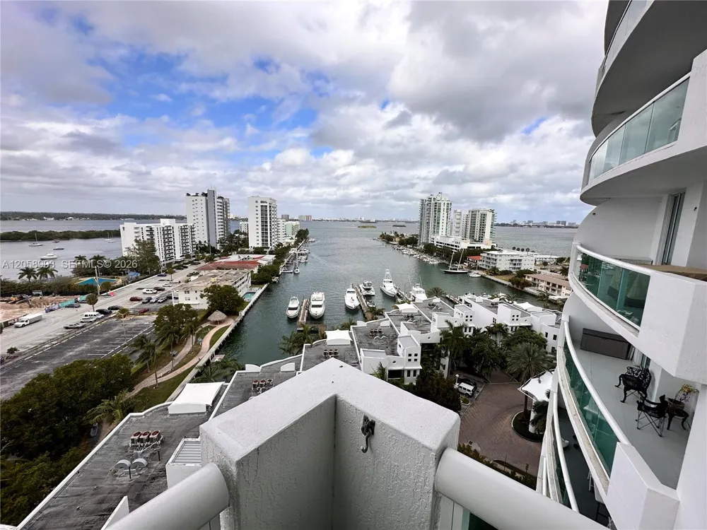 7900 Harbor Island Dr #1219 North Bay Village, FL 33141