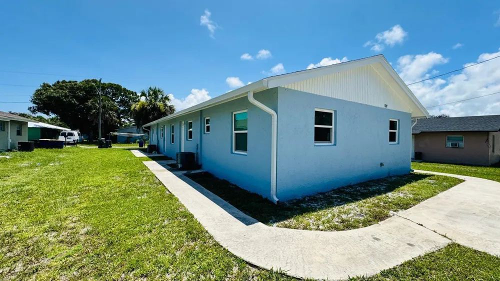 1207 Avenue K #A Fort Pierce, FL 34950