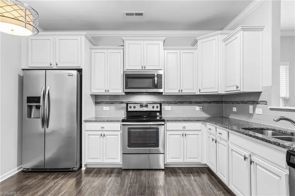 3714 Littlebrook Drive Clemmons, NC 27012