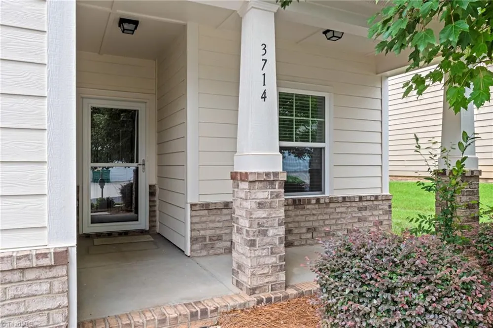 3714 Littlebrook Drive Clemmons, NC 27012