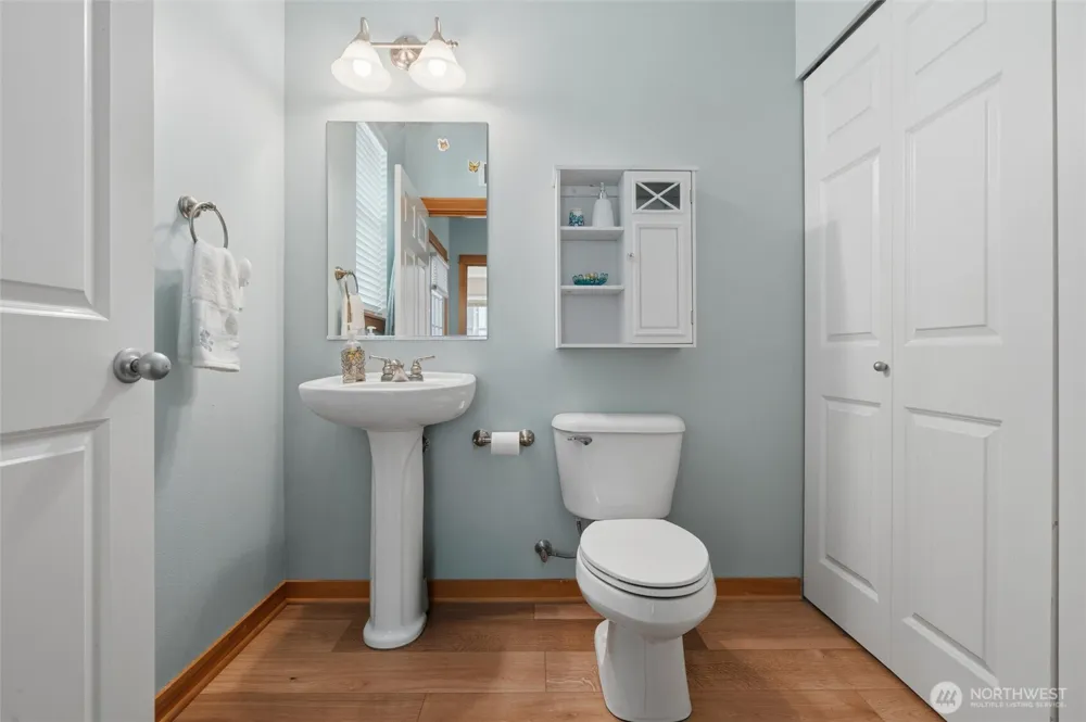 104 NE Whimbrel Lane Poulsbo, WA 98370