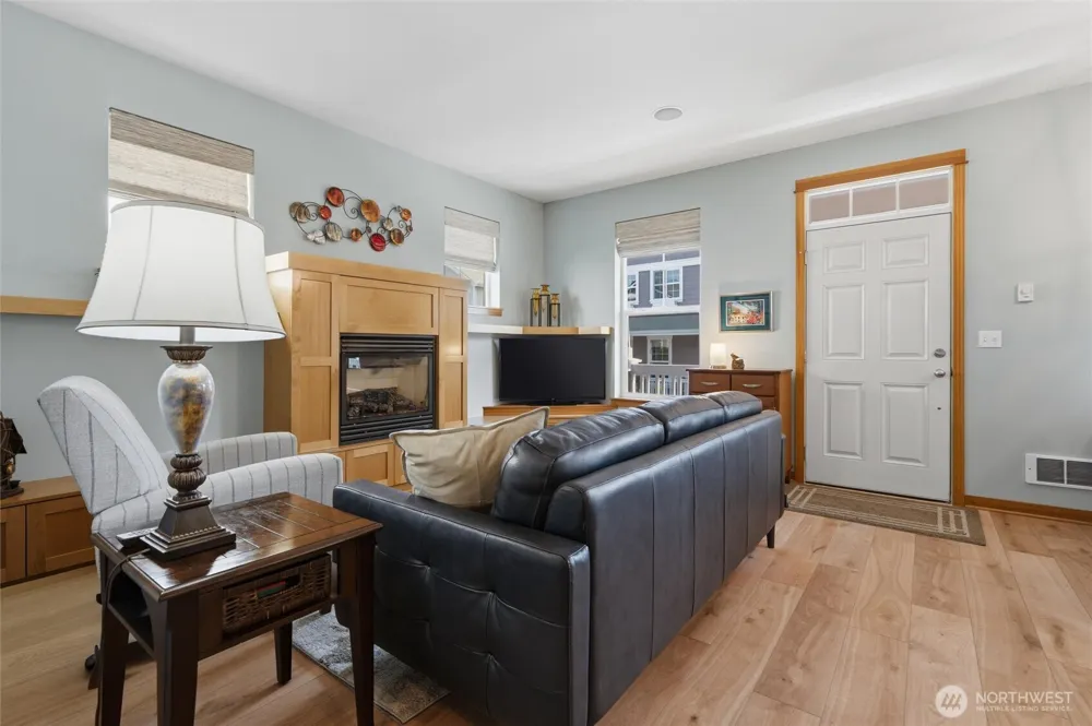 104 NE Whimbrel Lane Poulsbo, WA 98370