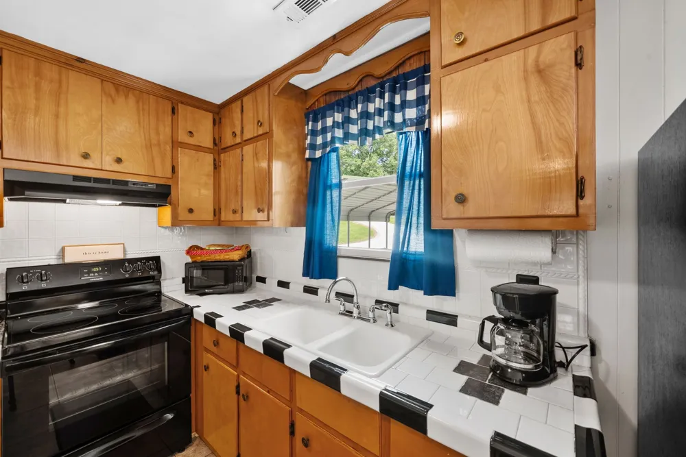 924 Cline Ridge Rd Winchester, TN 37398