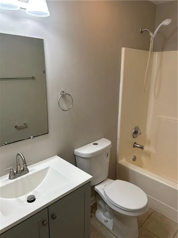 944 Old Mill Point #A Monroe, GA 30655