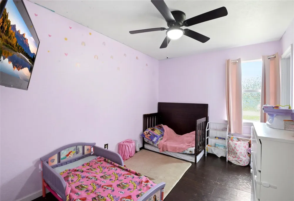 9326 Montgomery Lane La Porte, TX 77571