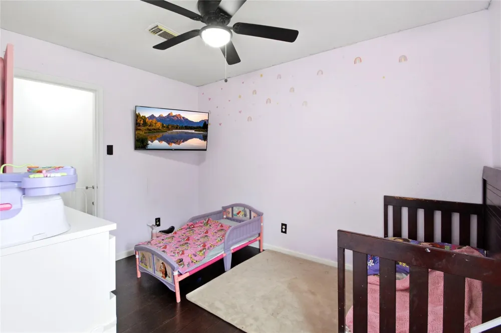 9326 Montgomery Lane La Porte, TX 77571
