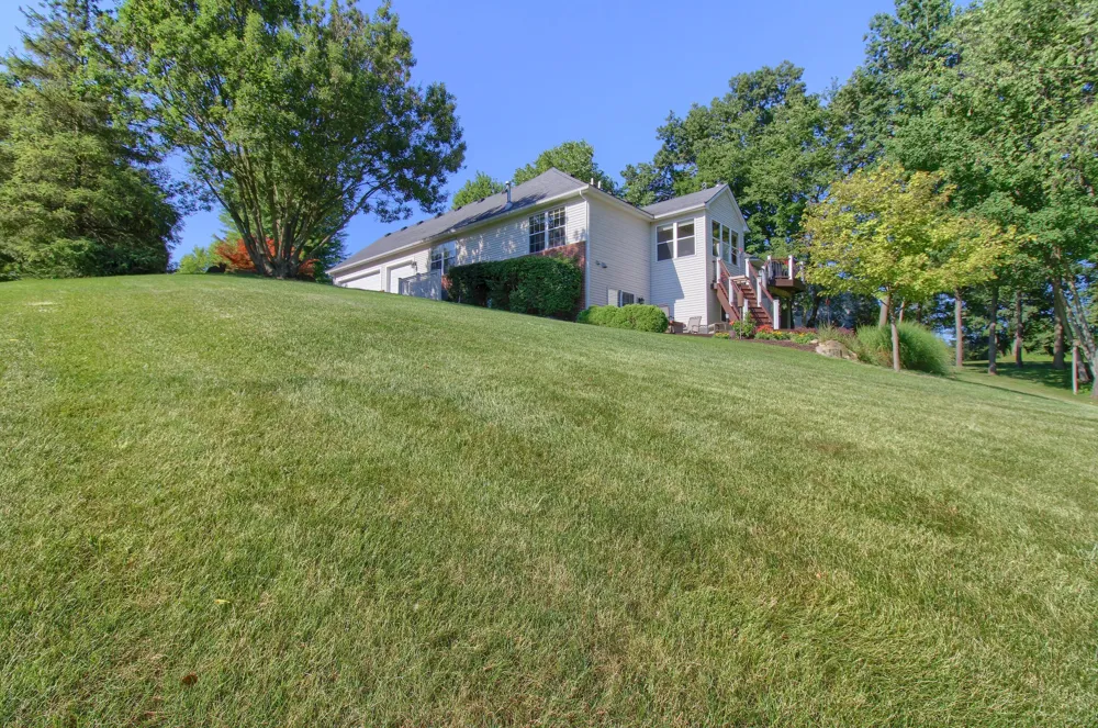 6794 Meadows Pass Dexter, MI 48130