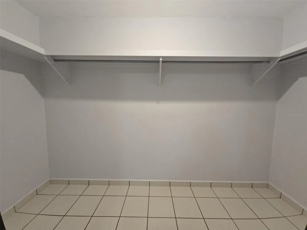 52 BULEVARD DE LOS ARBOLES San Juan, PR 00926