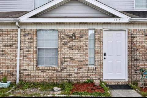 1801 Pointed Leaf Lane