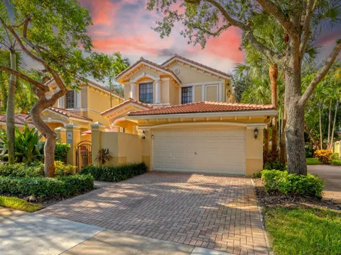 1639 PASSION VINE CIRCLE #16-4