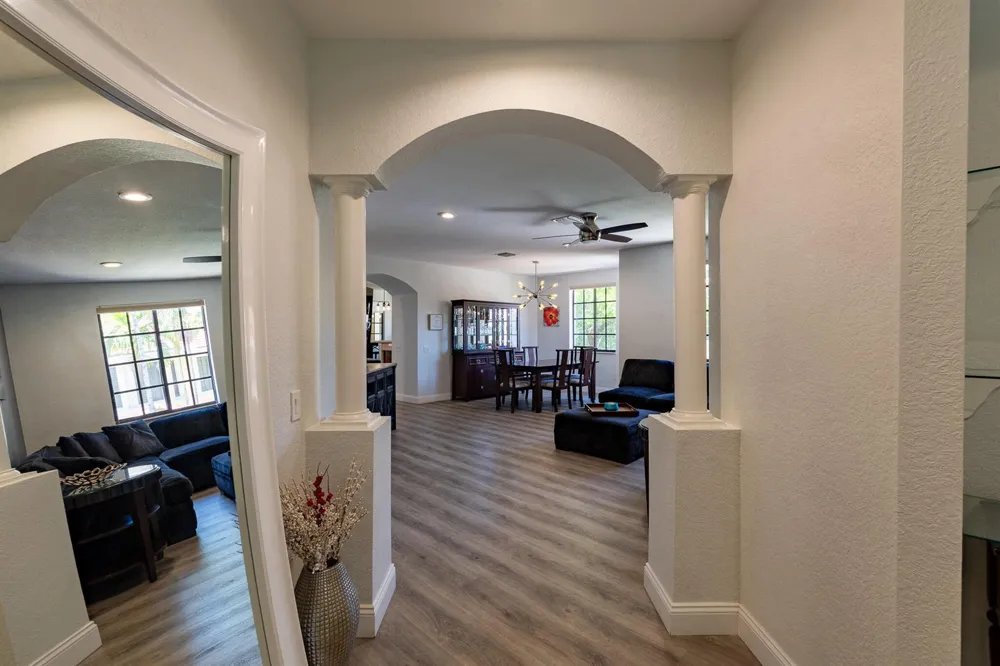 1639 PASSION VINE CIRCLE #16-4 Weston, FL 33326