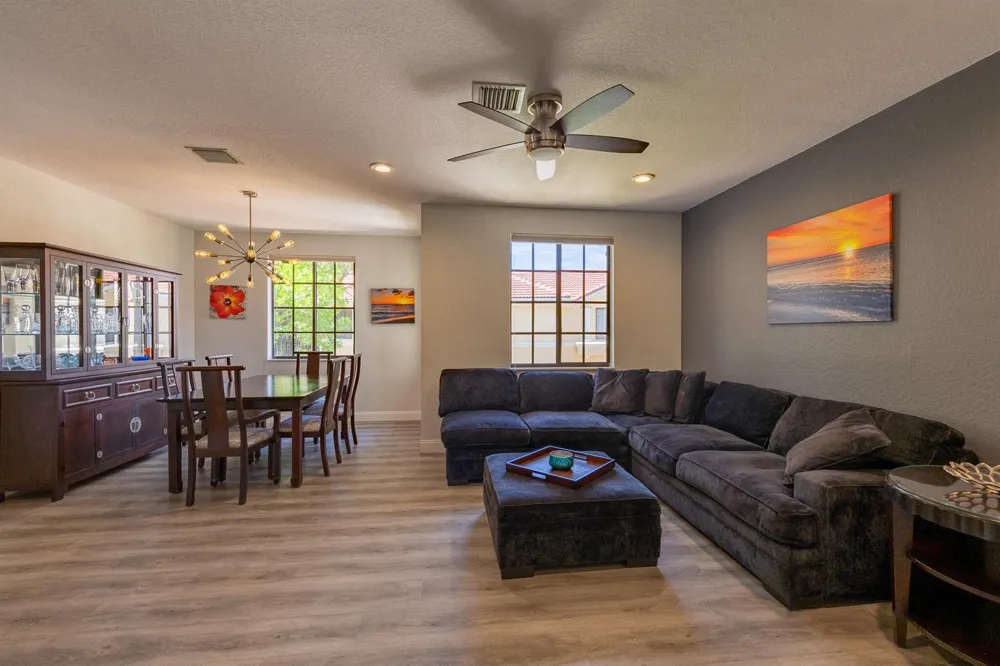 1639 PASSION VINE CIRCLE #16-4 Weston, FL 33326