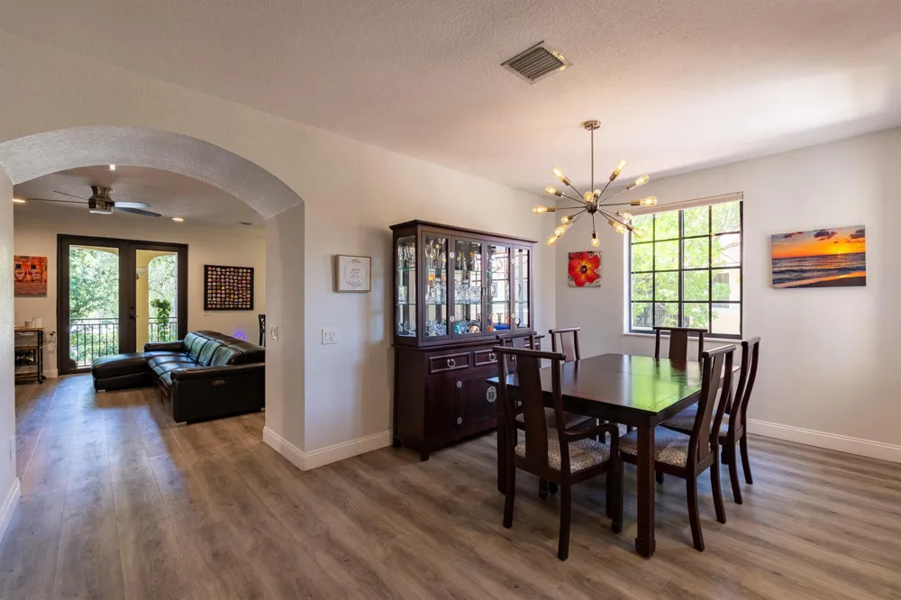 1639 PASSION VINE CIRCLE #16-4 Weston, FL 33326