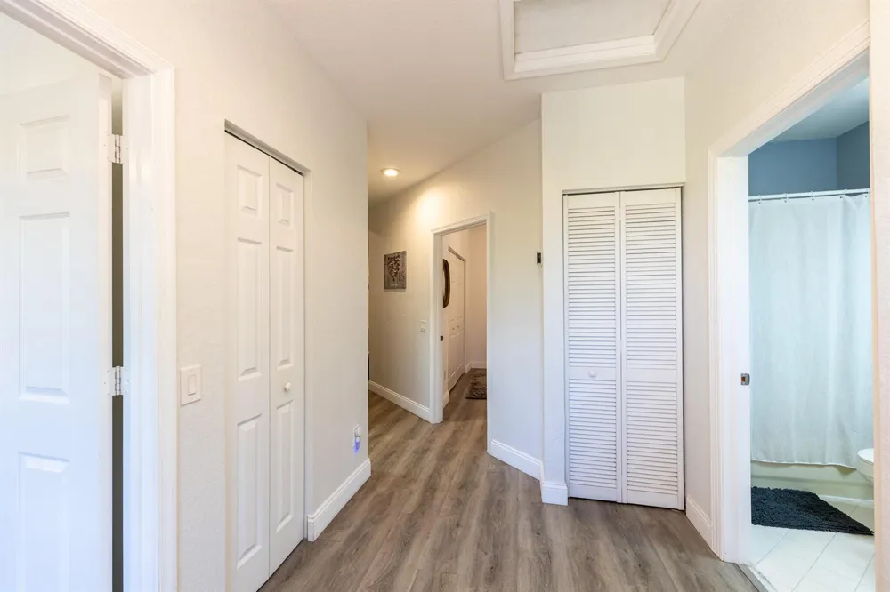 1639 PASSION VINE CIRCLE #16-4 Weston, FL 33326