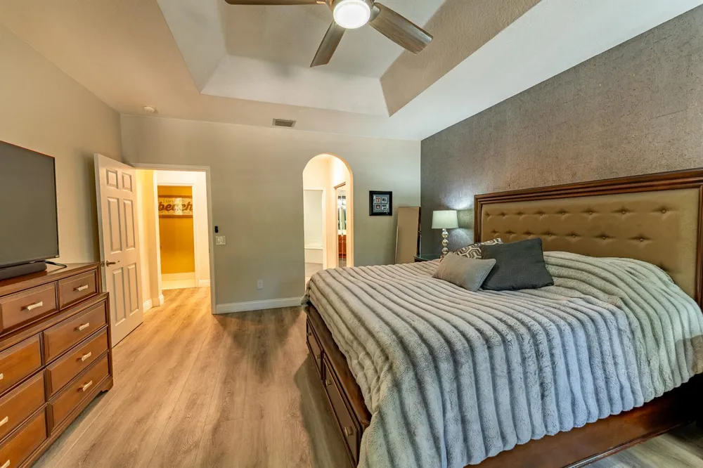 1639 PASSION VINE CIRCLE #16-4 Weston, FL 33326