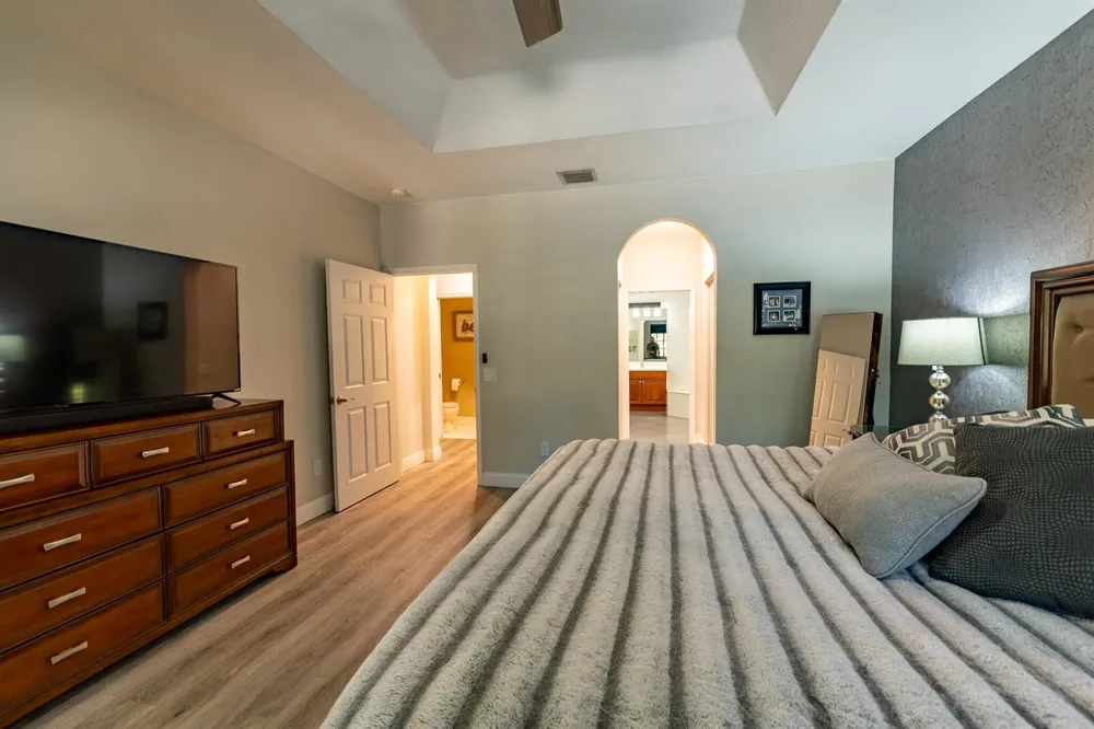 1639 PASSION VINE CIRCLE #16-4 Weston, FL 33326