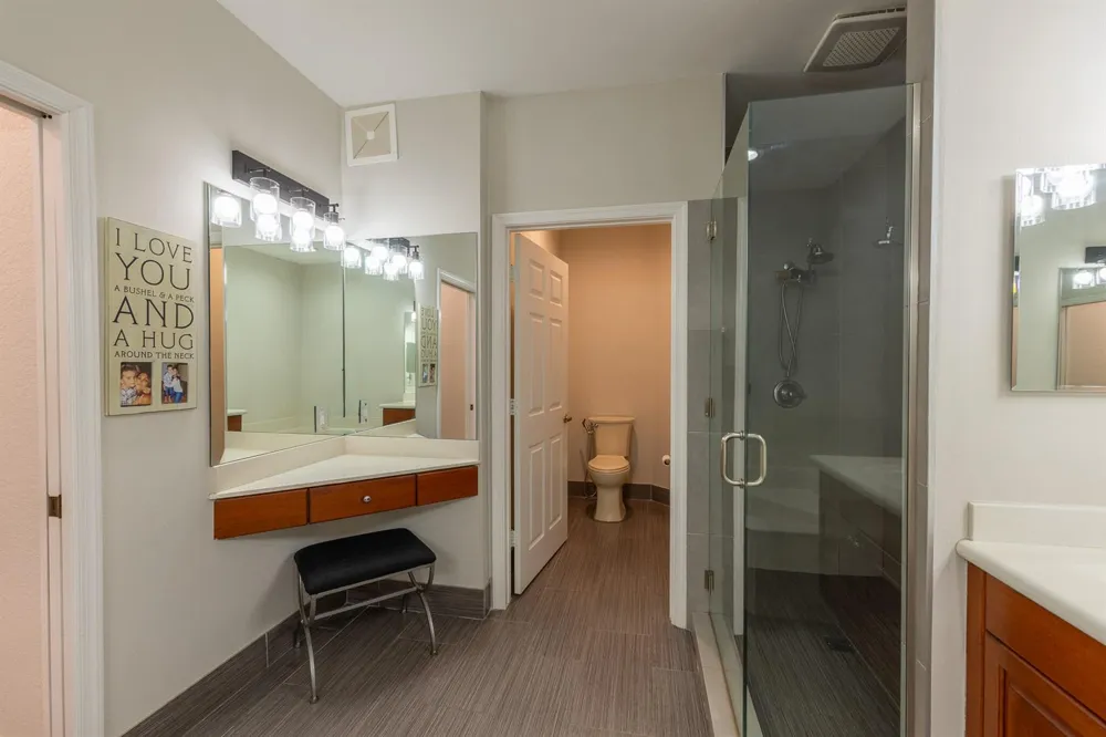 1639 PASSION VINE CIRCLE #16-4 Weston, FL 33326