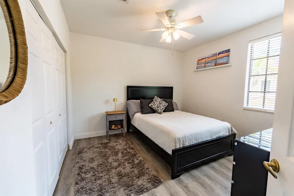 1639 PASSION VINE CIRCLE #16-4 Weston, FL 33326