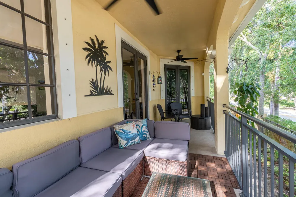 1639 PASSION VINE CIRCLE #16-4 Weston, FL 33326