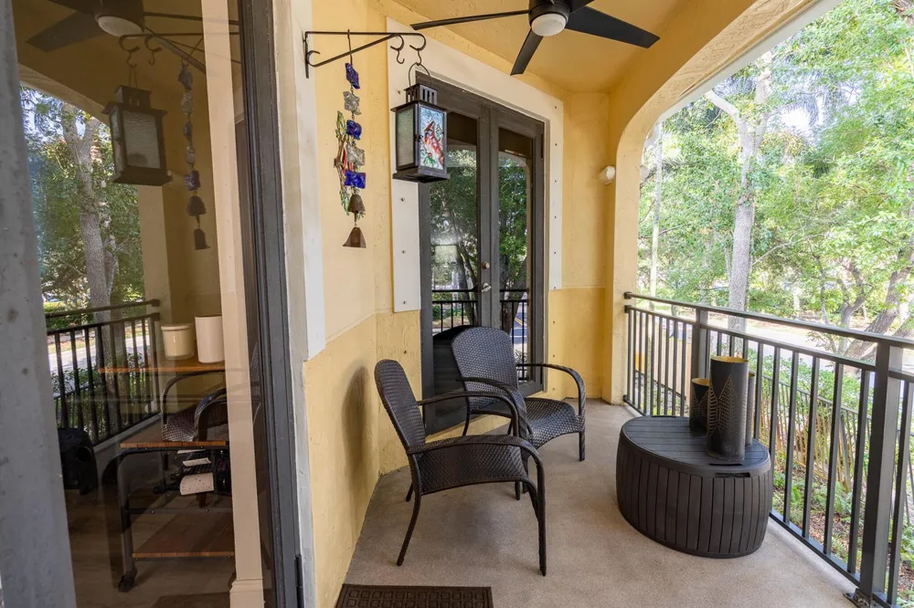 1639 PASSION VINE CIRCLE #16-4 Weston, FL 33326