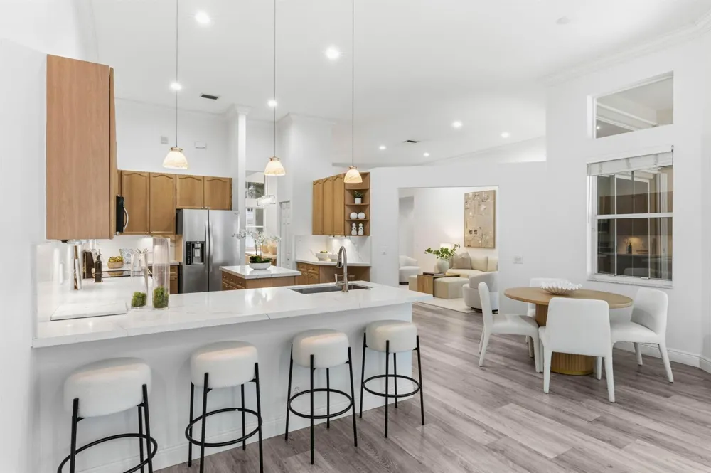2458 Greenbrier Court Weston, FL 33327