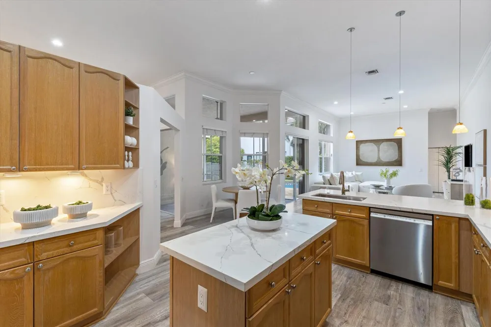 2458 Greenbrier Court Weston, FL 33327