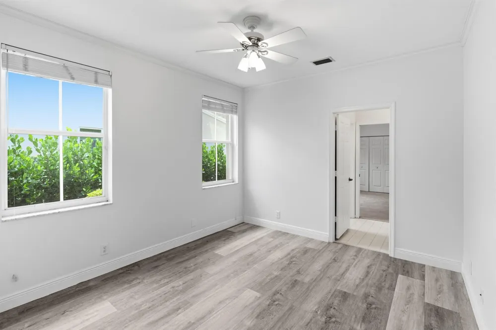 2458 Greenbrier Court Weston, FL 33327