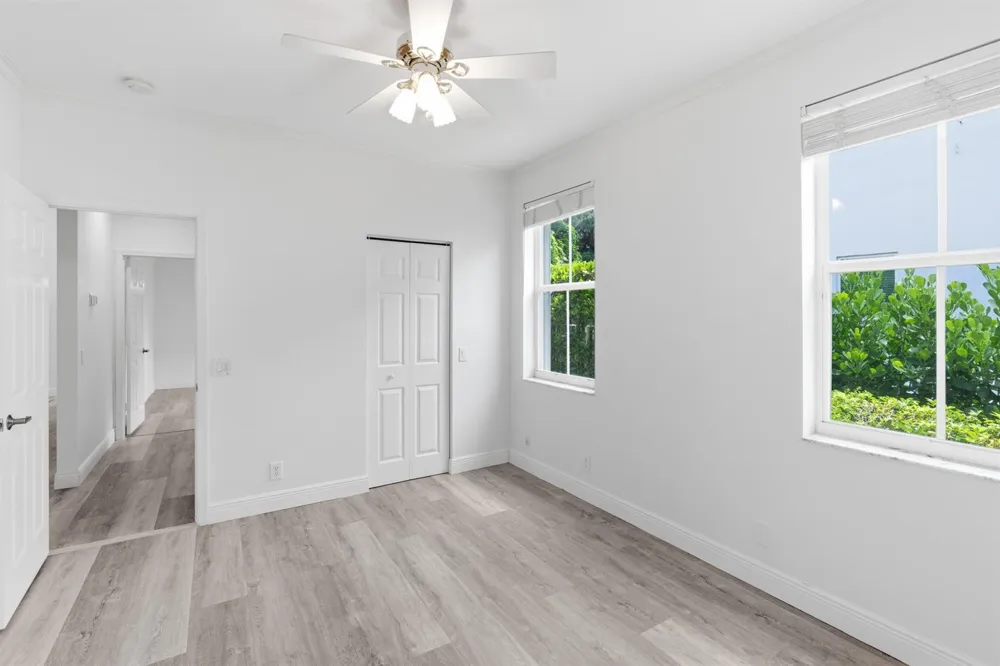 2458 Greenbrier Court Weston, FL 33327