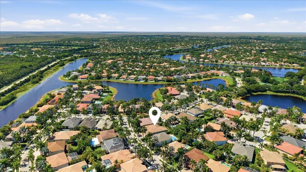 2458 Greenbrier Court Weston, FL 33327