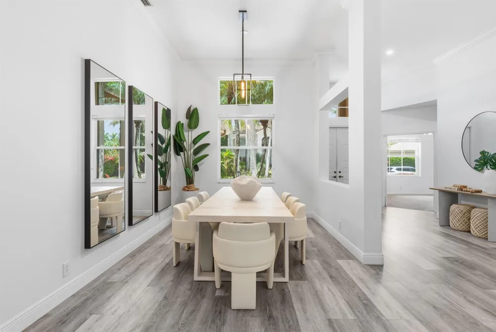 2458 Greenbrier Court Weston, FL 33327