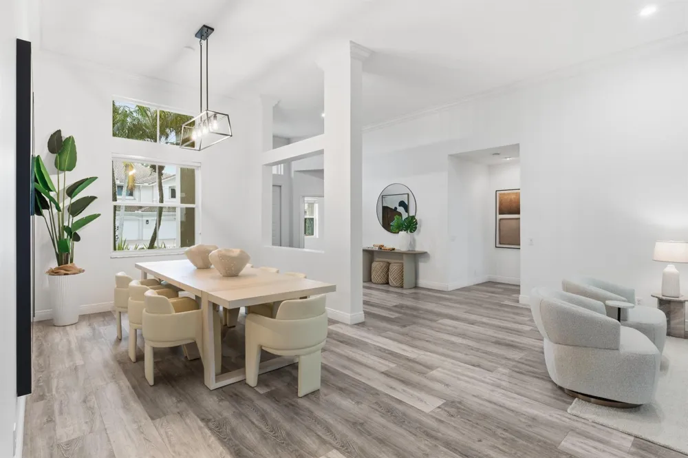 2458 Greenbrier Court Weston, FL 33327