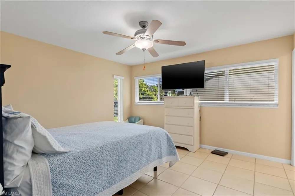 18579 Robinson Avenue Port Charlotte, FL 33948