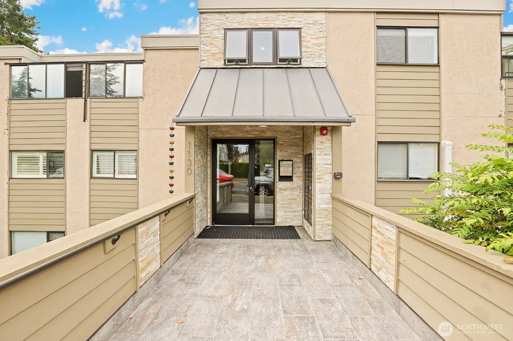 1130 5th Avenue S #201 Edmonds, WA 98020