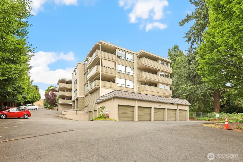 1130 5th Avenue S #201 Edmonds, WA 98020