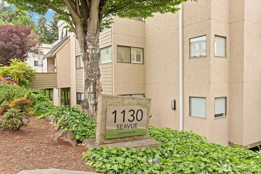 1130 5th Avenue S #201 Edmonds, WA 98020