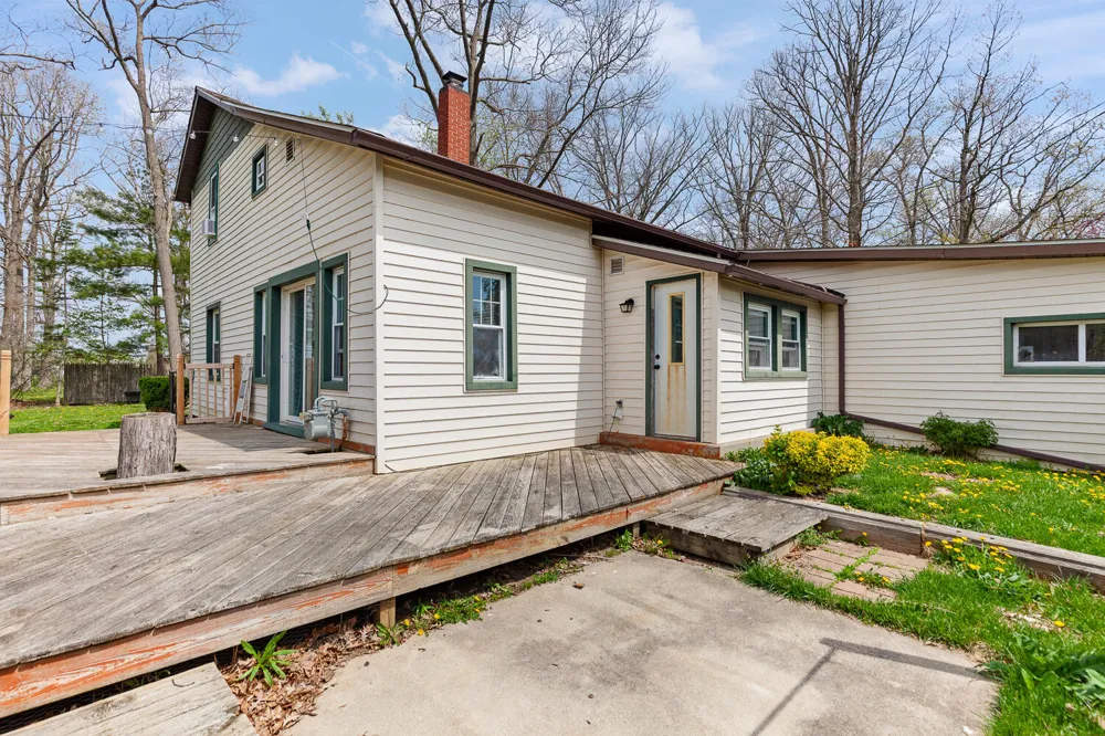 5910 Lyons Highway Adrian, MI 49221