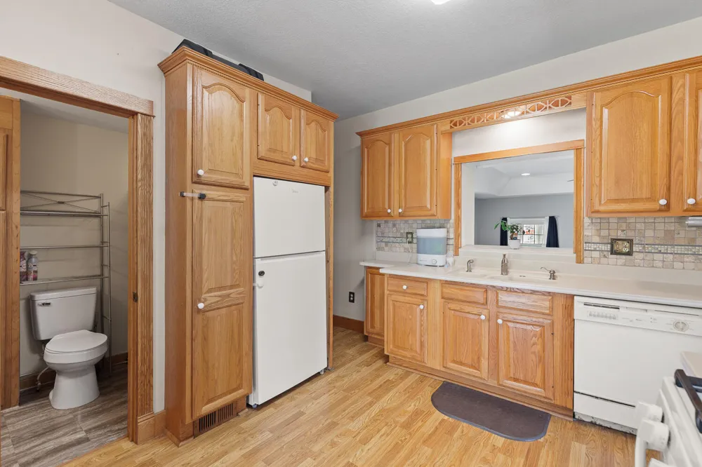 5910 Lyons Highway Adrian, MI 49221