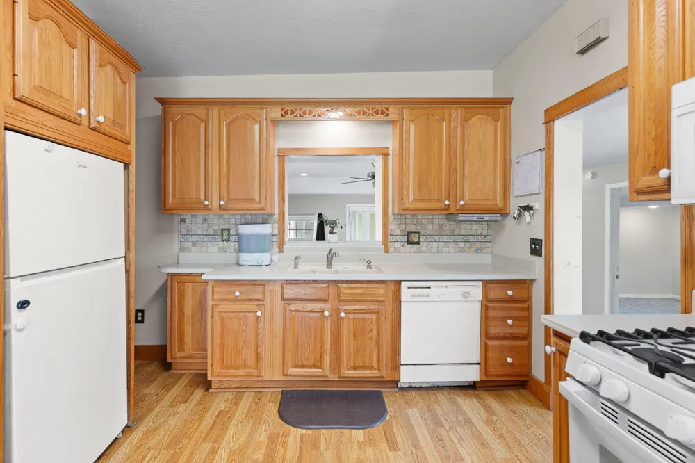5910 Lyons Highway Adrian, MI 49221