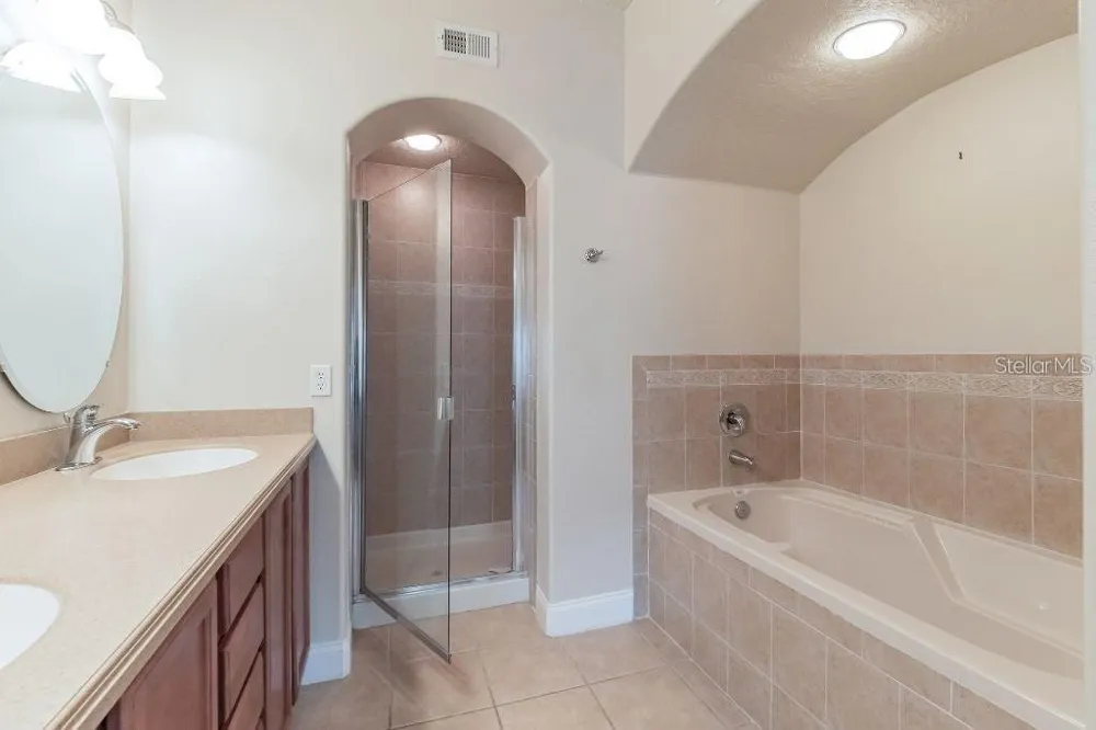 1733 PROSPECT AVENUE Orlando, FL 32814