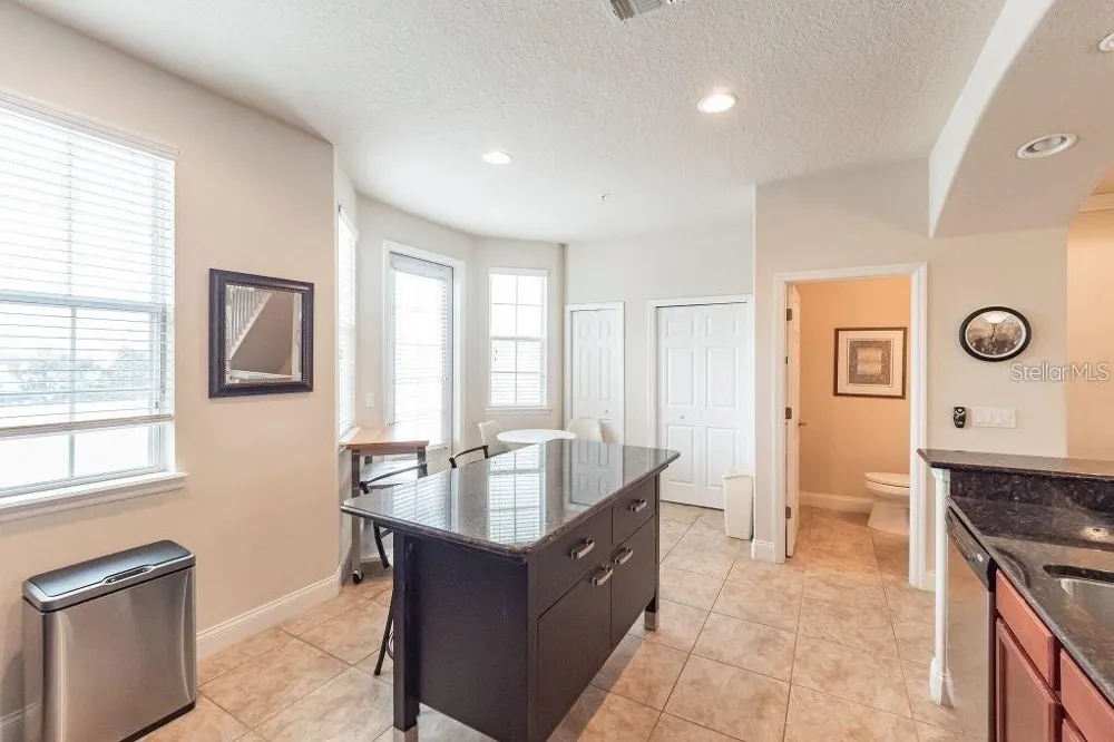 1733 PROSPECT AVENUE Orlando, FL 32814